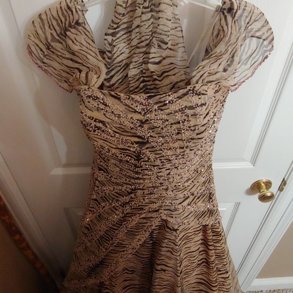 Beaded Tiger striped prom dress - Picture 2 of 4